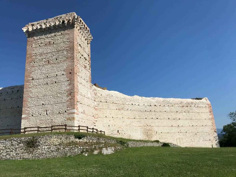Castello di Romeo restauro Arcart