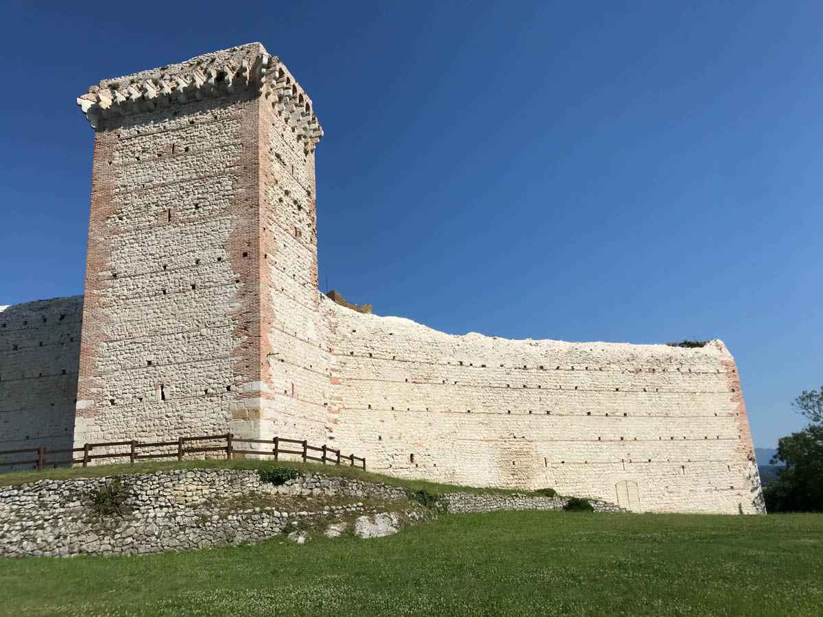 Castello di Romeo restauro Arcart